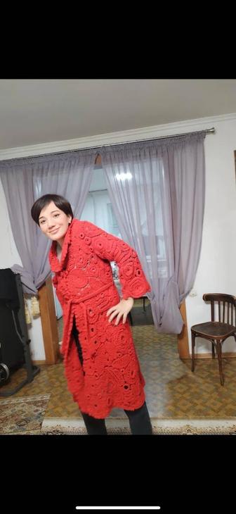Кардиган ажурный ручной работы красного цвета, Ирландское кружево.