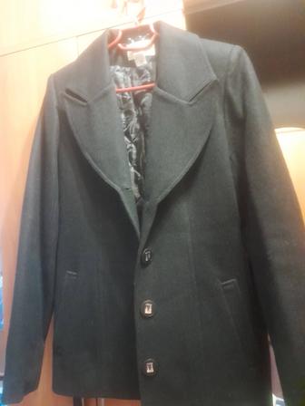 Продам женское полупальто