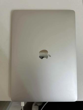 Продам MacBook Air 128gb