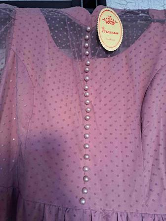 Нежное платье