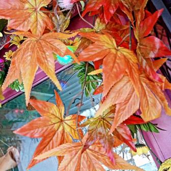 Искусственные листья осенние