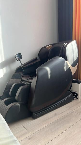 Массажное кресло