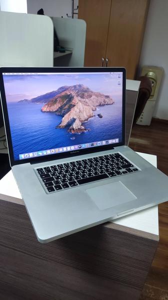 MacBook Pro 17