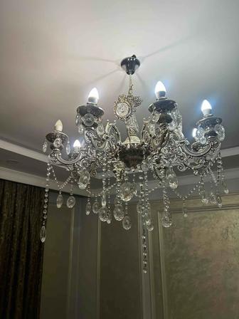 Продам люстры дешево