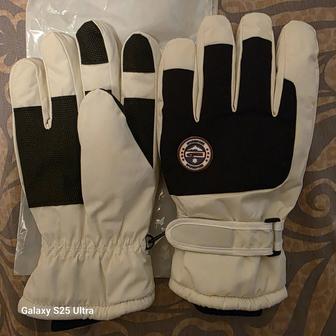 Утеплённые сенсорные перчатки .