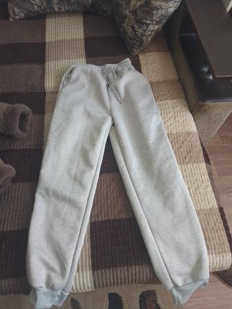 Продам новый теплый костюм