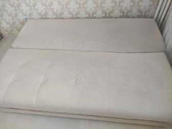 Сроочно продам диван дешево
