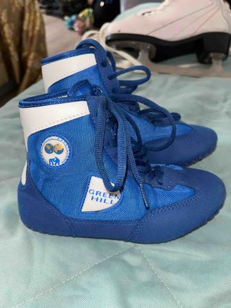 Продам борцовки Green Hill для мальчика 
Размер 32 (стелька 21 см)