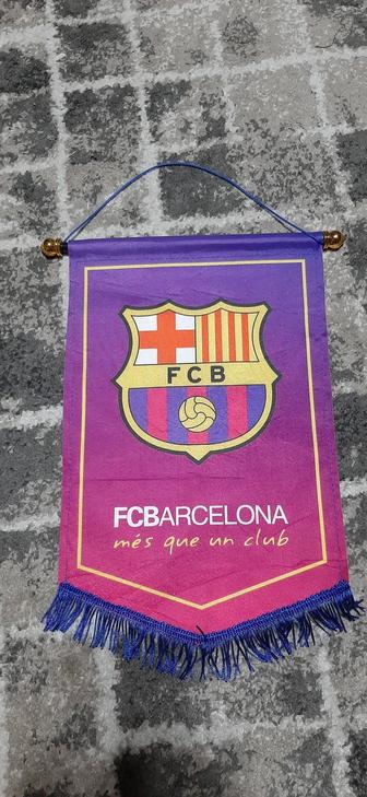 Футбольный вымпел и настенный флаг FCB