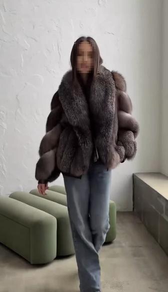 Шуба из арктической лисы
