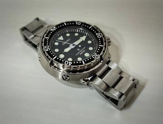 Легендарный дайвер Seiko SBBN045 MarineMaster.