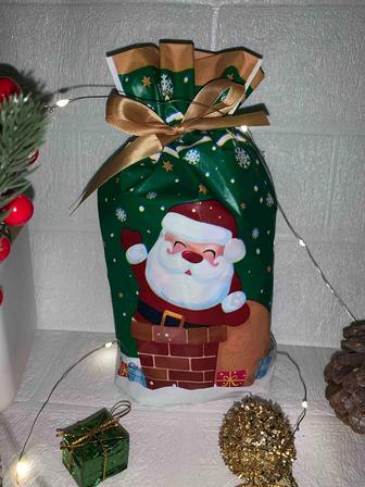 Готовый Новогодний Подарок / Набор Сладостей в мешке Санты