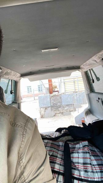 Грузоперевозкий бусик без сидений