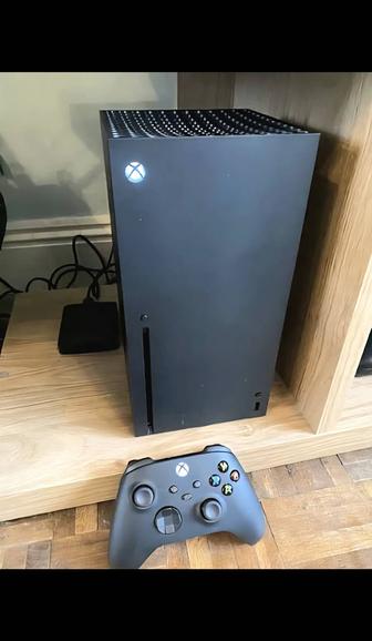 Продам Xbox series x срочно !!!!!!!