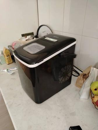 Продам ледогенератор