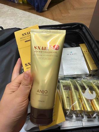 Snail peeling gel