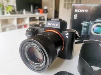 Фотокамера Sony a7ii с объективом Carl Zeiss FE 1,8/55