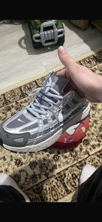 Продам кроссовки nike p-6000