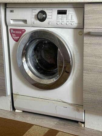 Продаю стиральную машину LG (нерабочая, на запчасти или на ремонт)