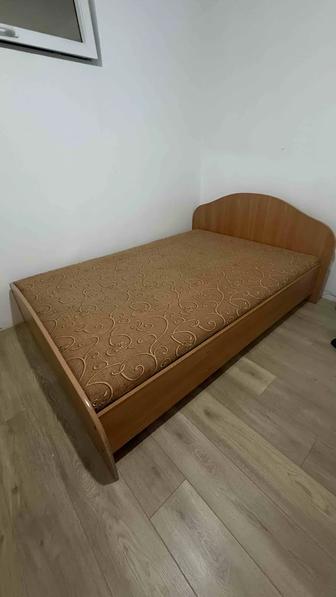 Продам кровать