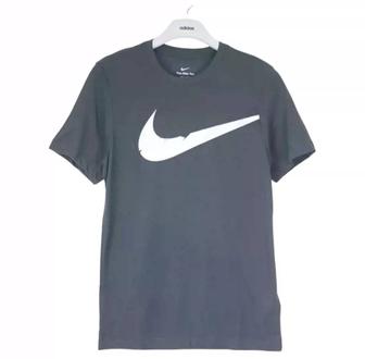 Футболка Nike