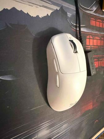 Продам мышку VGN F1 pro max с донглом 4к
