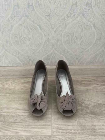 Продам туфли Marco Tozzi