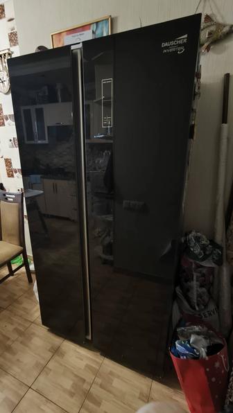 Холодильник двухдверный Dauscher