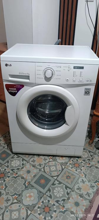 Продам стиральную машину марки LG 5 кг