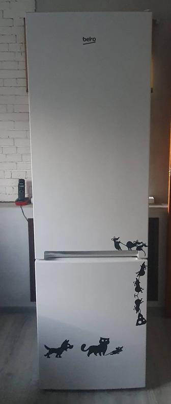 Продам Б/У холодильник BEKO NO FROST