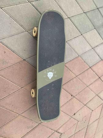Продам скейт борд yamba 900