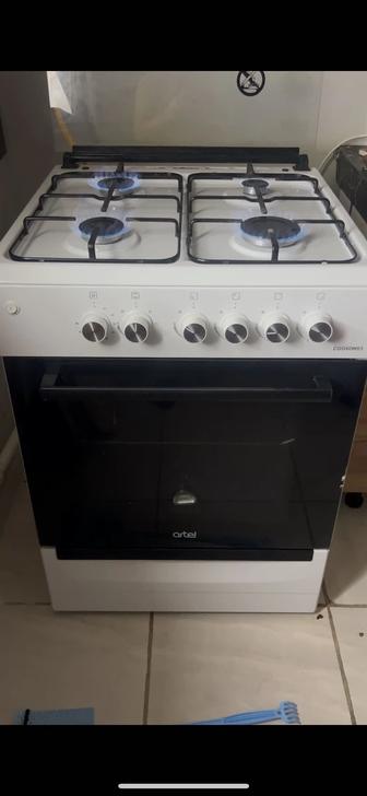 Продаю газовую плиту