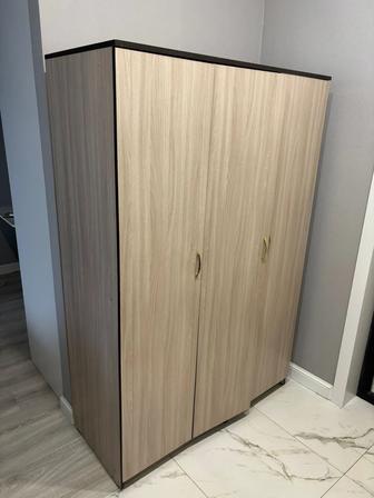 Отдам шкаф бесплатно