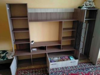 Продам стенку в гостиную