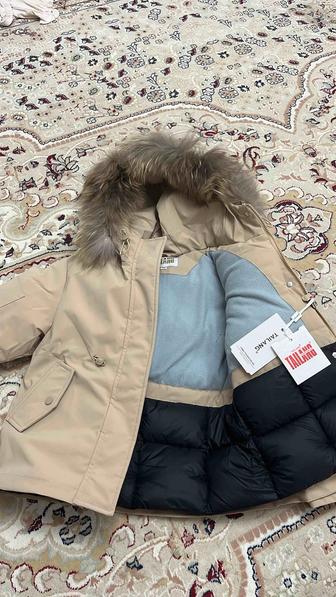 Продаю новую детскую куртку