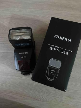 Продам вспышку на fujifilm ef-42