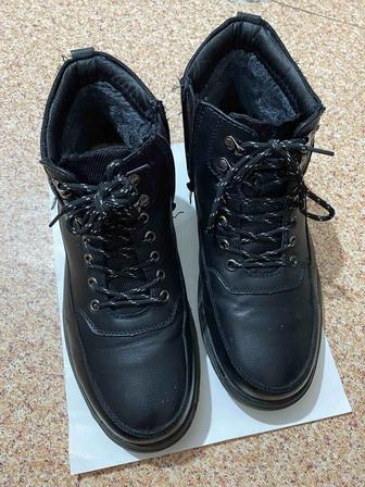 Мужские сапоги продам .
