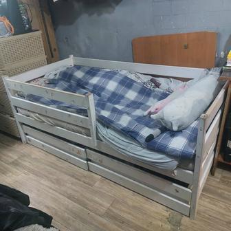 Продам кровать 85 на 165
