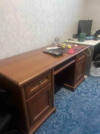 Стол для кабинета с креслом в подарок