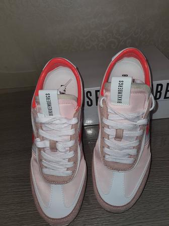 Продам кроссовки Dirk Bikkembergs WOMEN