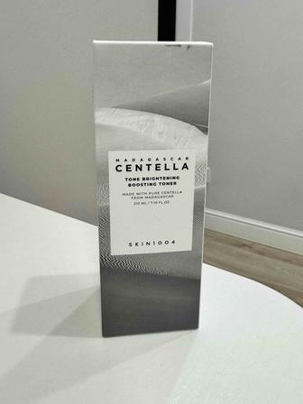 Тонер SKIN1004 Madagascar Centella Tone Brightening Boosting Toner