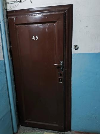 Дверь входная металлическая