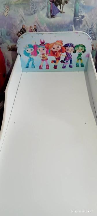 Продам кровать детскую