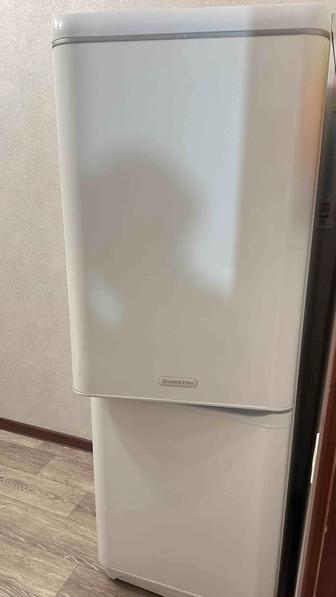 Продам холодильник на запчасти