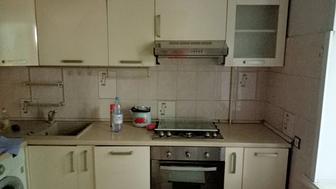 Продам кухонный гарнитур с техникой вытяжка, духовка и плита