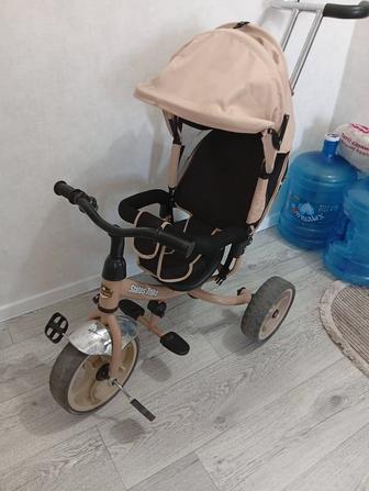 Детский трехколесный велосипед