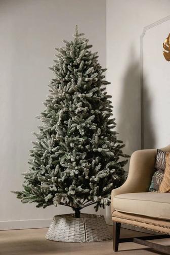 Искусственные ёлки