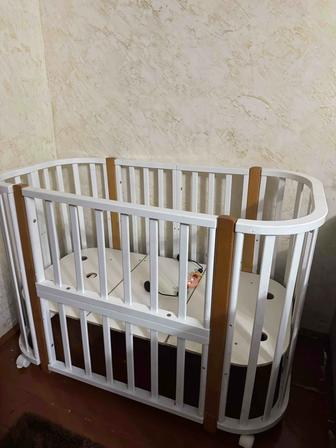Срочно продам манеж-кровать, без функции качания