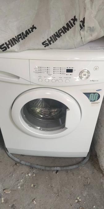 Продам стиральную машинку б.у