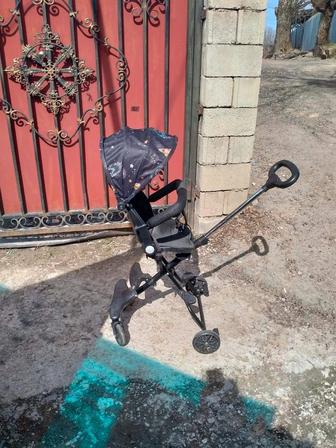 Коляска трость почти новая